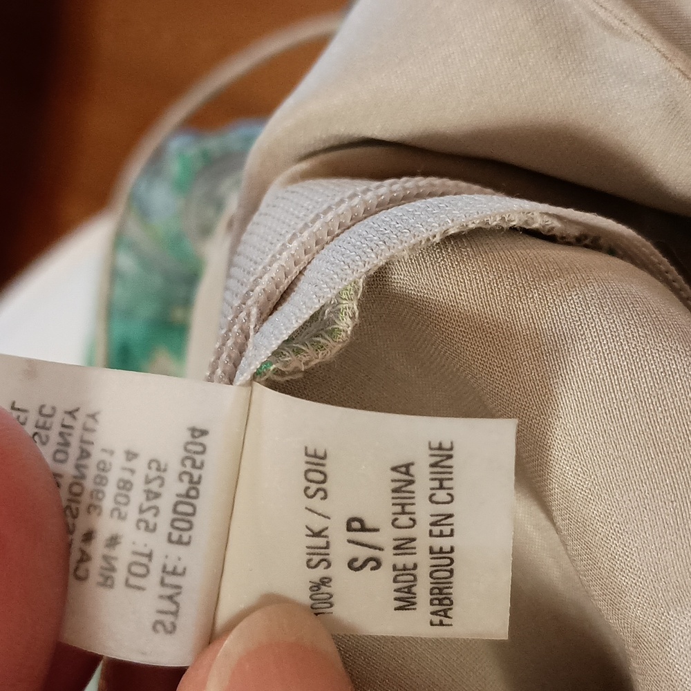 Elie Tahari Silk Top - S - Picture 8 of 8